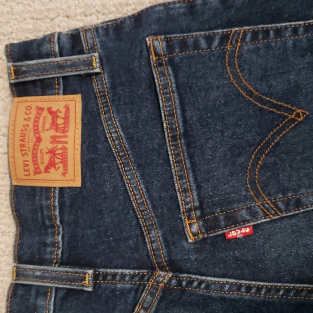 Levi's Ribcage Straight Leg Jeans - Picture 7 of 10